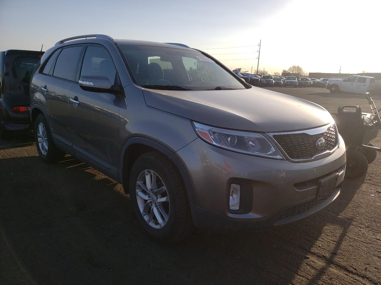KIA SORENTO 2014 with VIN 5XYKT3A61EG531875 - Photo from auction
