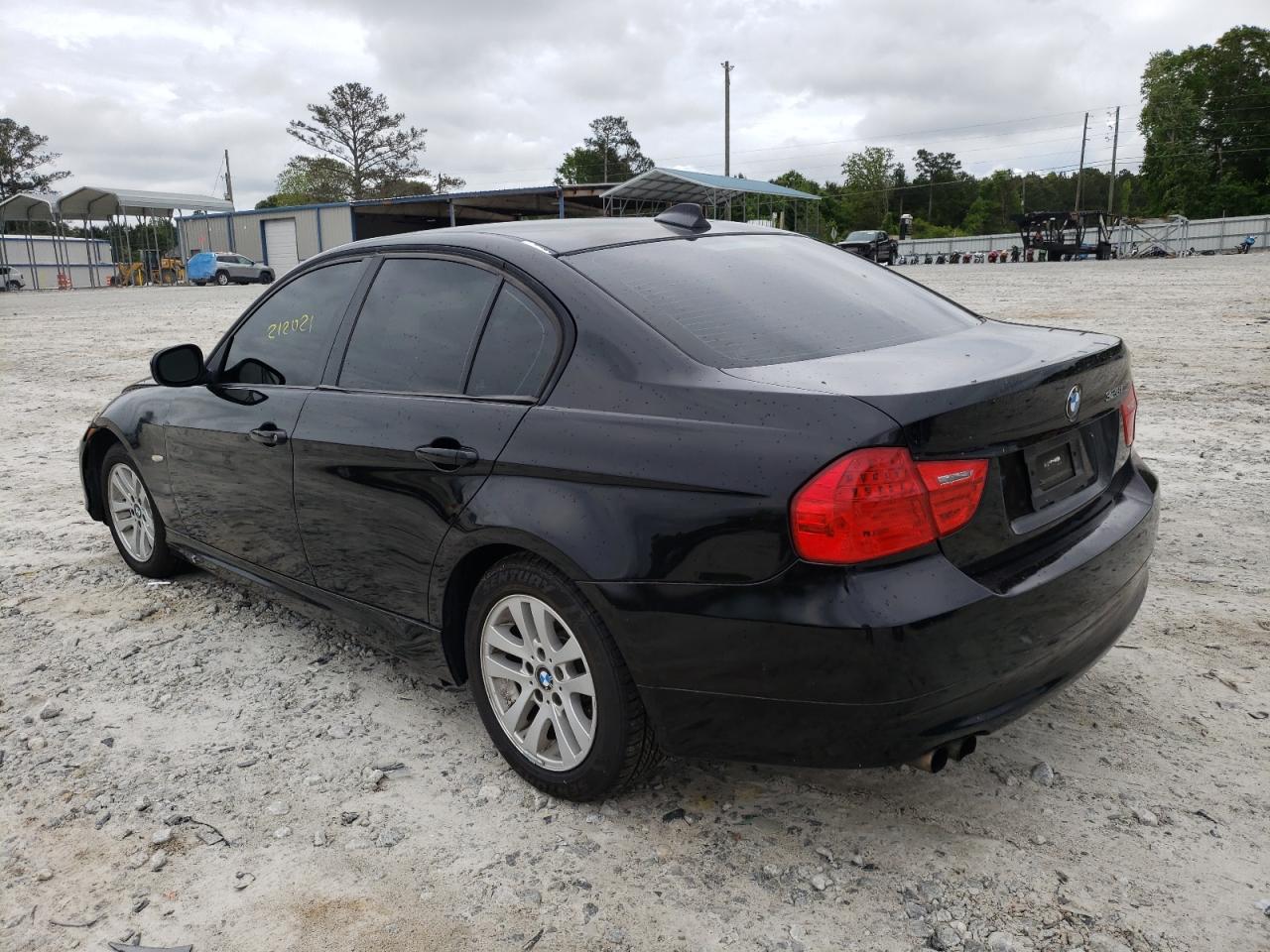 Photo 3 from auction – 2009 BMW 328 I with VIN WBAPH73539A172793