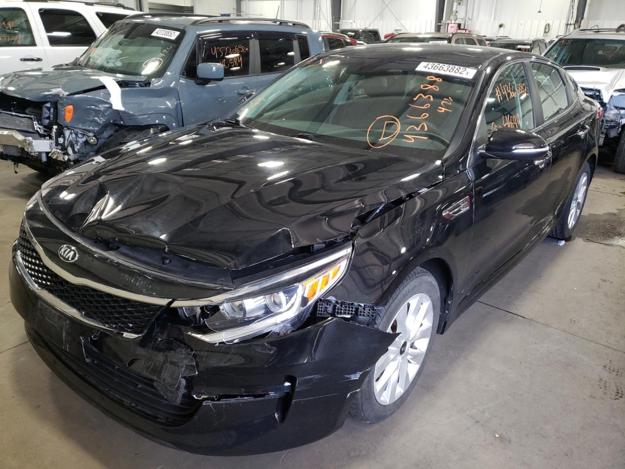 Photo 2 from auction – 2017 KIA OPTIMA LX with VIN 5XXGT4L3XHG150792