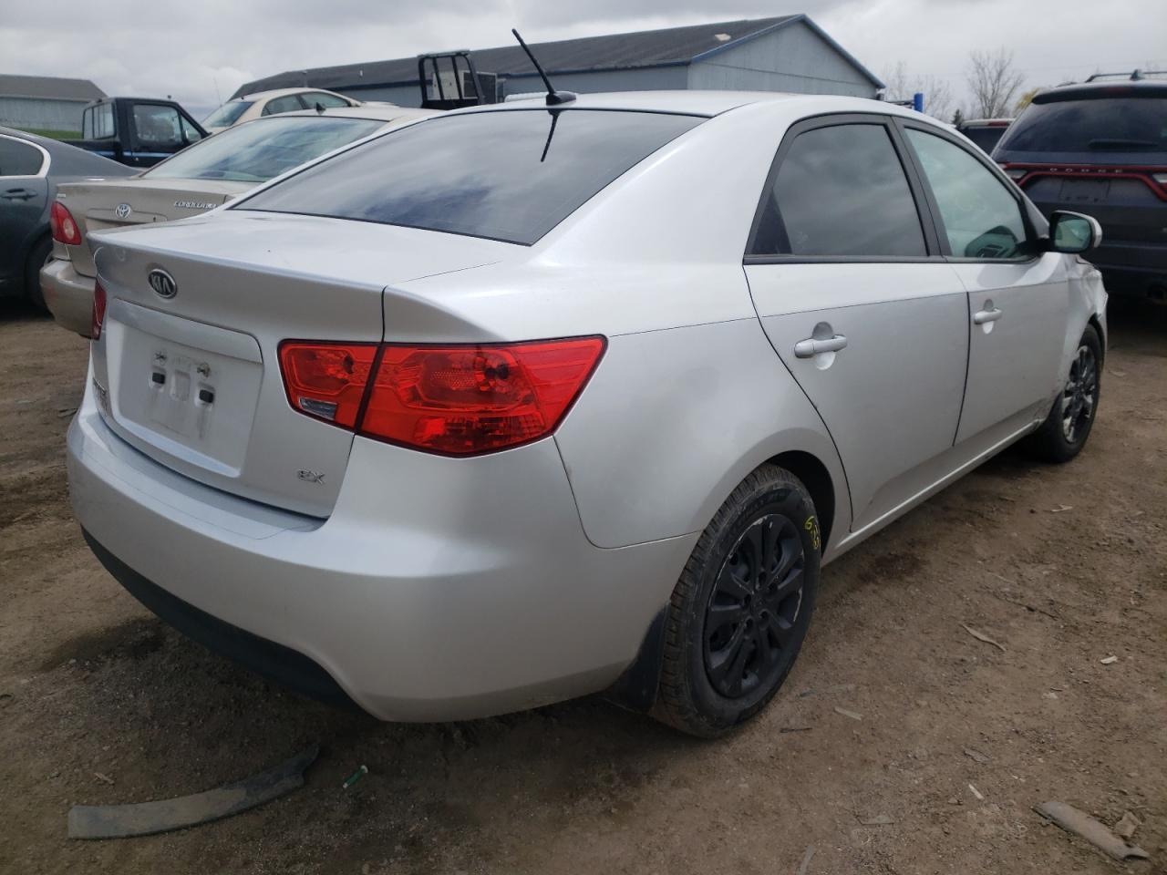 Photo 4 from auction – 2012 KIA FORTE EX with VIN KNAFU4A28C5631184