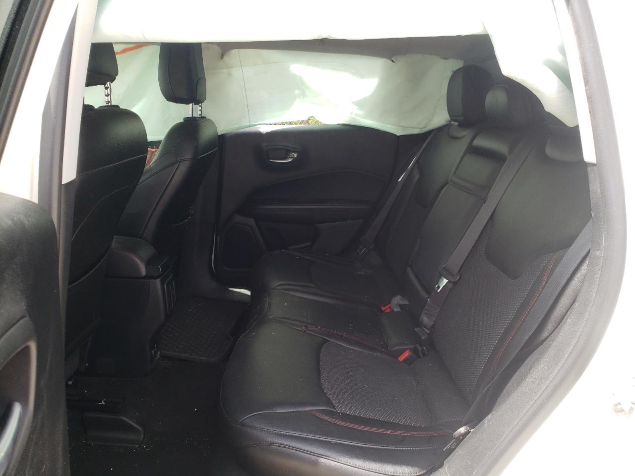 Photo 6 from auction – 2018 JEEP COMPASS TR with VIN 3C4NJDDBXJT198886