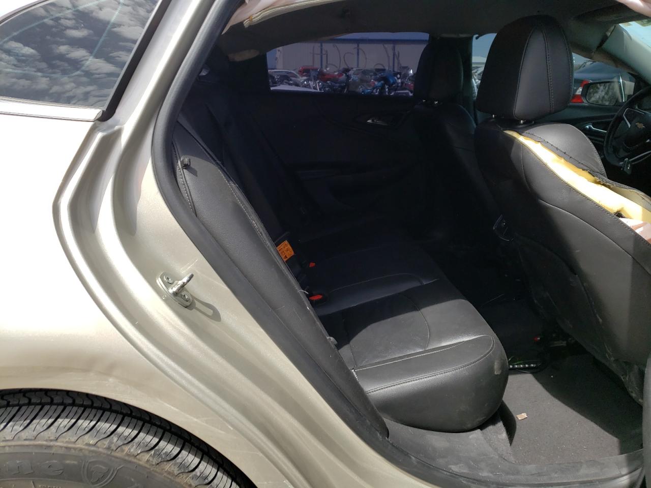 Photo 6 from auction – 2016 CHEVROLET MALIBU LT with VIN 1G1ZE5STXGF230495