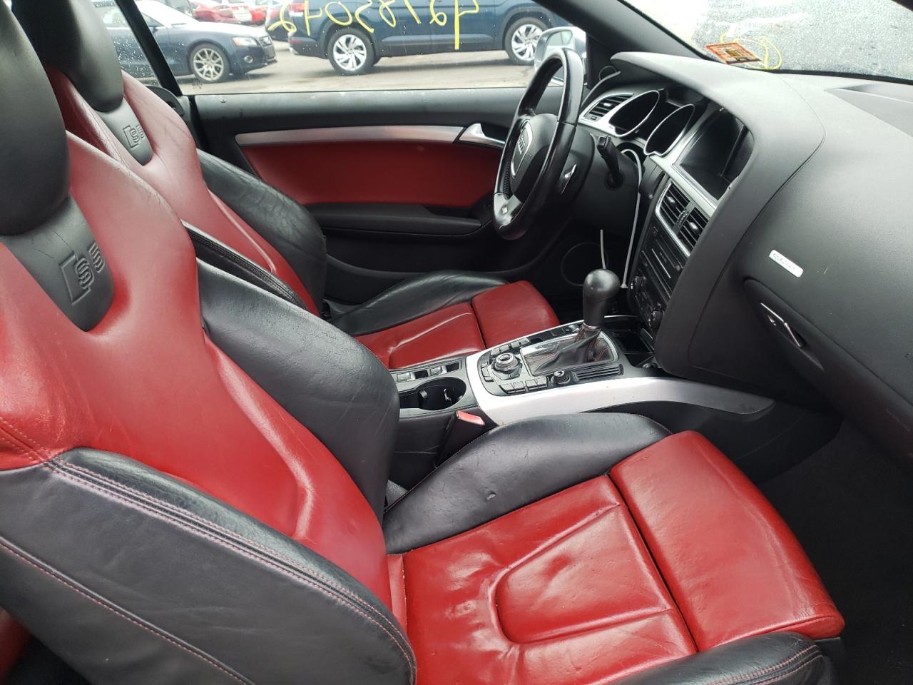 Photo 5 from auction – 2011 AUDI S5 PREMIUM with VIN WAUCGAFH2BN016179