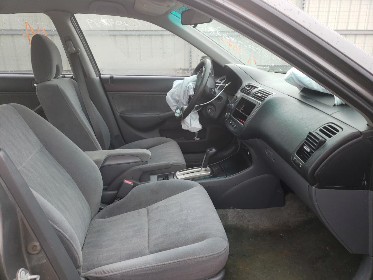 Photo 5 from auction – 2004 HONDA CIVIC LX with VIN 2HGES16524H524097