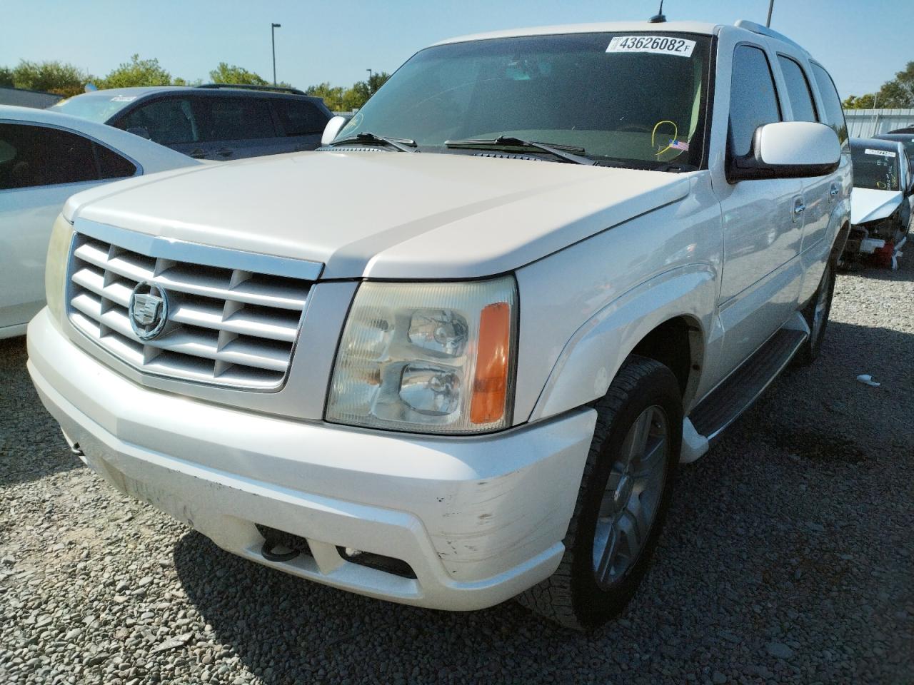 Photo 2 from auction – 2003 CADILLAC ESCALADE L with VIN 1GYEC63TX3R221993