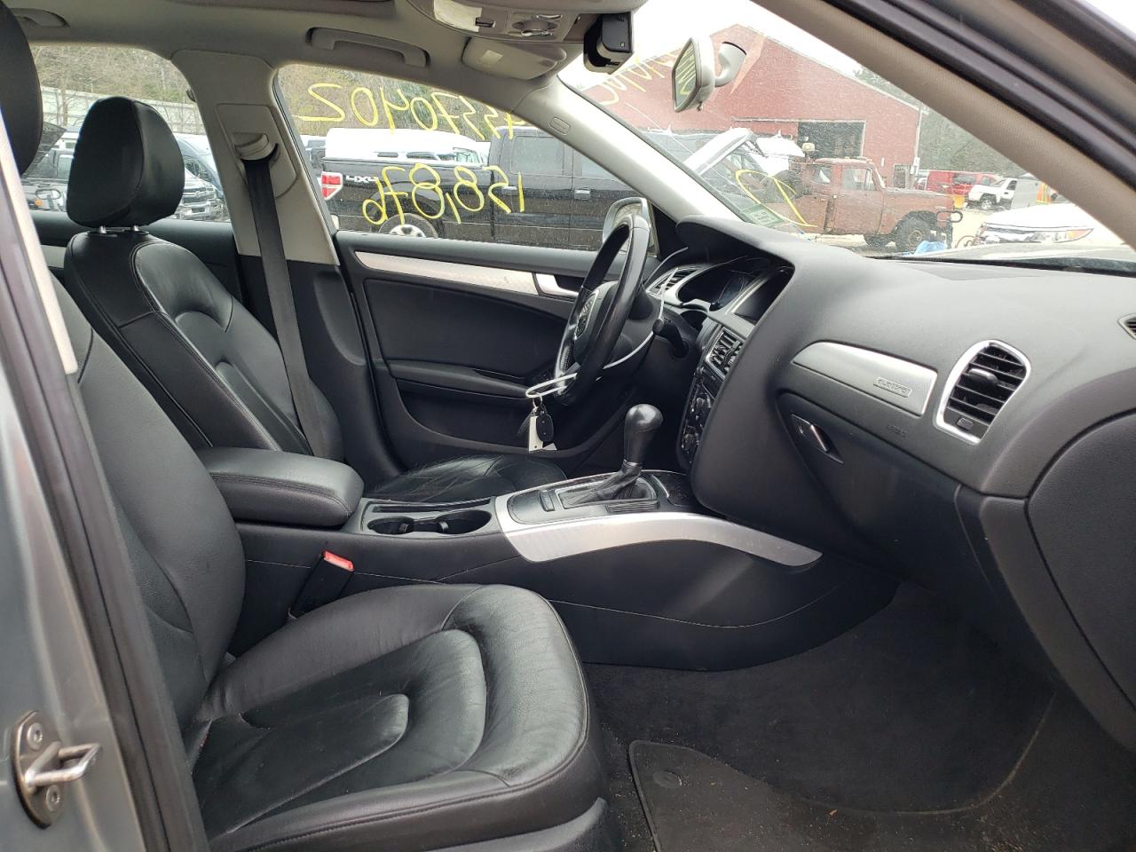 Photo 5 from auction – 2010 AUDI A4 PREMIUM with VIN WAUBFAFL7AN001159