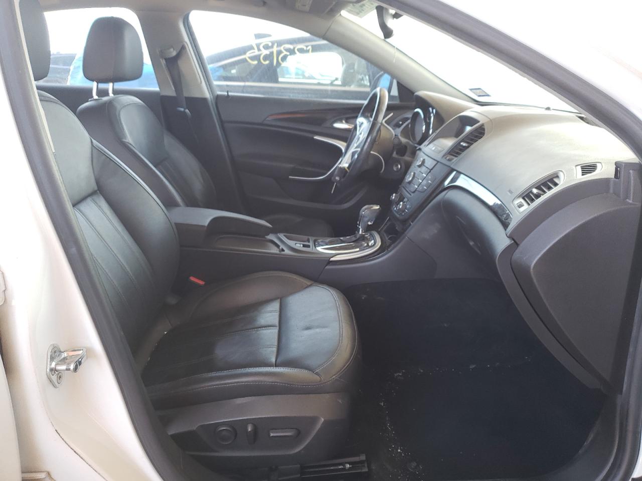 Photo 5 from auction – 2011 BUICK REGAL CXL with VIN W04GR5EC6B1090041