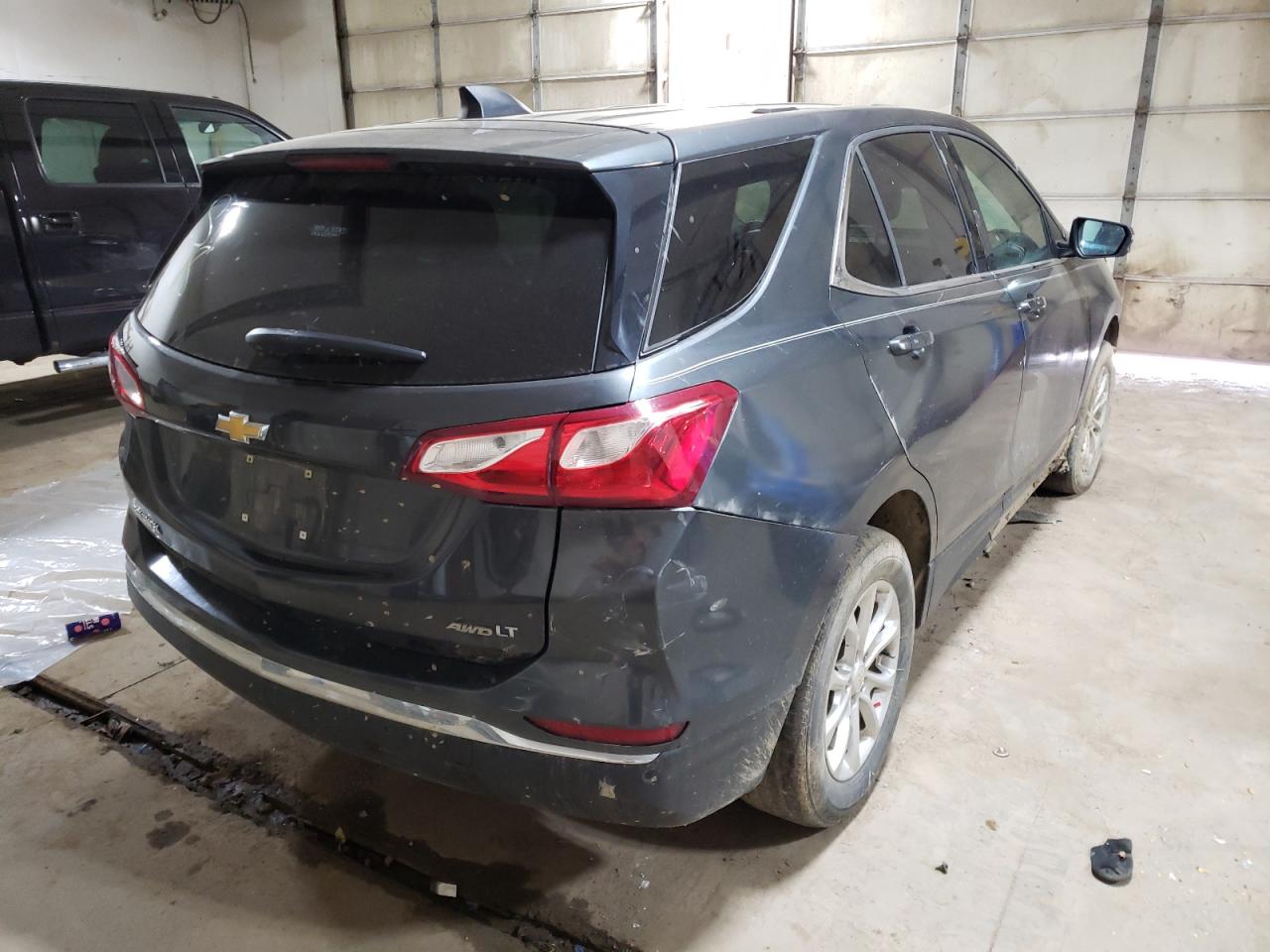 Photo 4 from auction – 2018 CHEVROLET EQUINOX LT with VIN 2GNAXSEV2J6340234