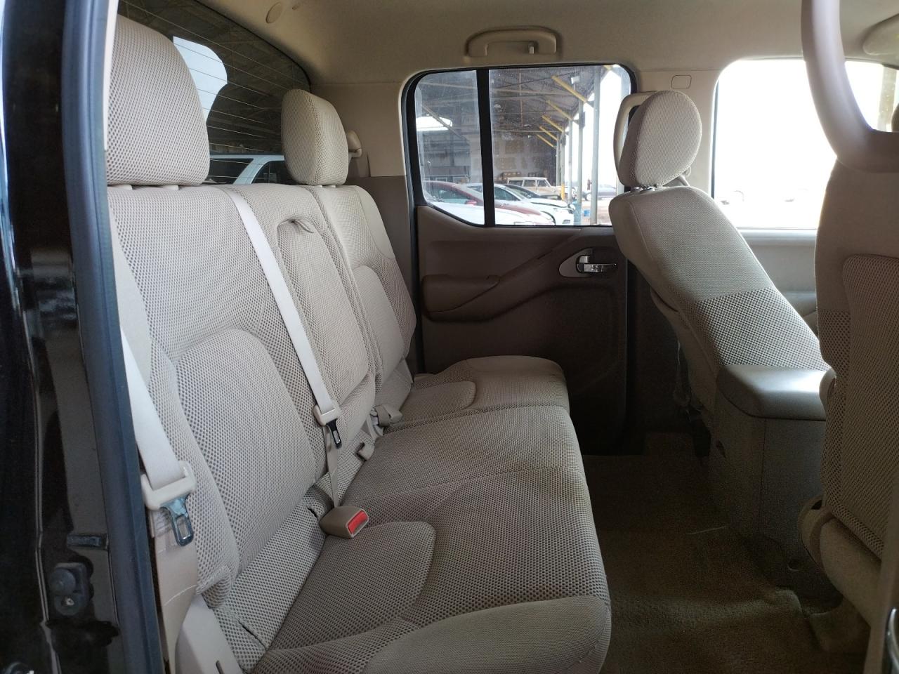 Photo 6 from auction – 2005 NISSAN FRONTIER C with VIN 1N6AD07U35C412191