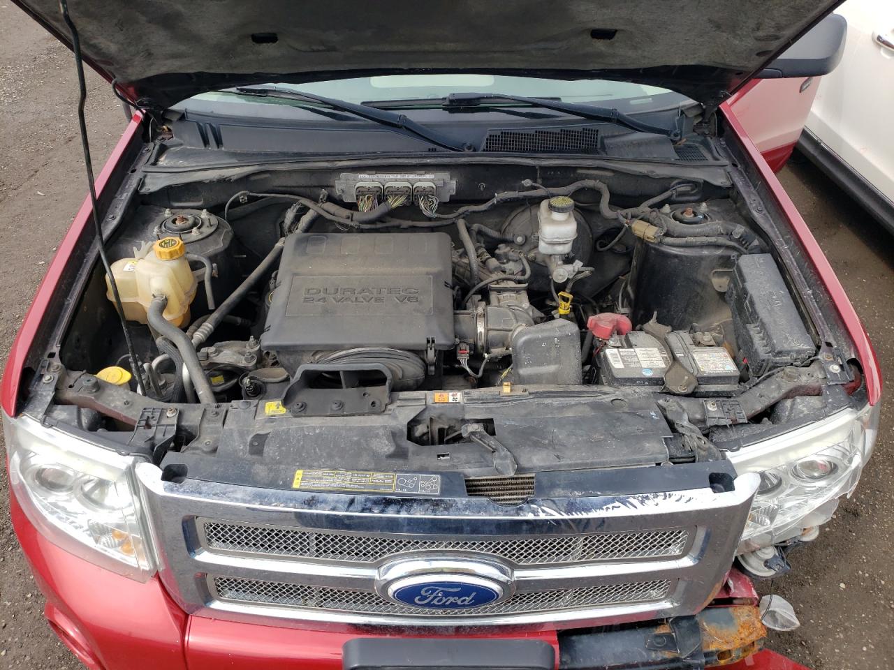 Photo 7 from auction – 2011 FORD ESCAPE XLT with VIN 1FMCU9DG0BKA35041