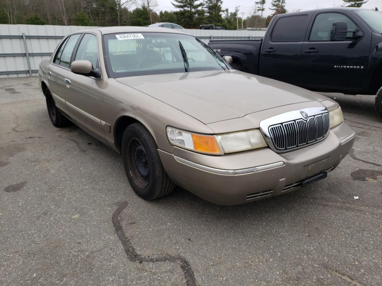 Photo 1 from auction – 2002 MERCURY GRAND MARQ with VIN 2MEFM74W02X647443