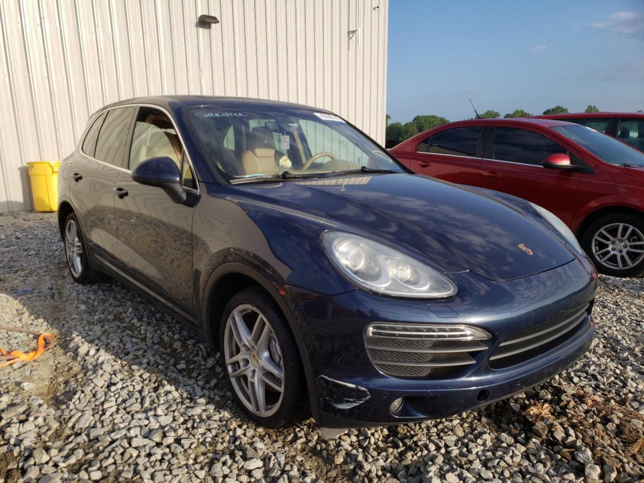 PORSCHE CAYENNE S 2011 with VIN WP1AB2A25BLA46711 - Photo from auction