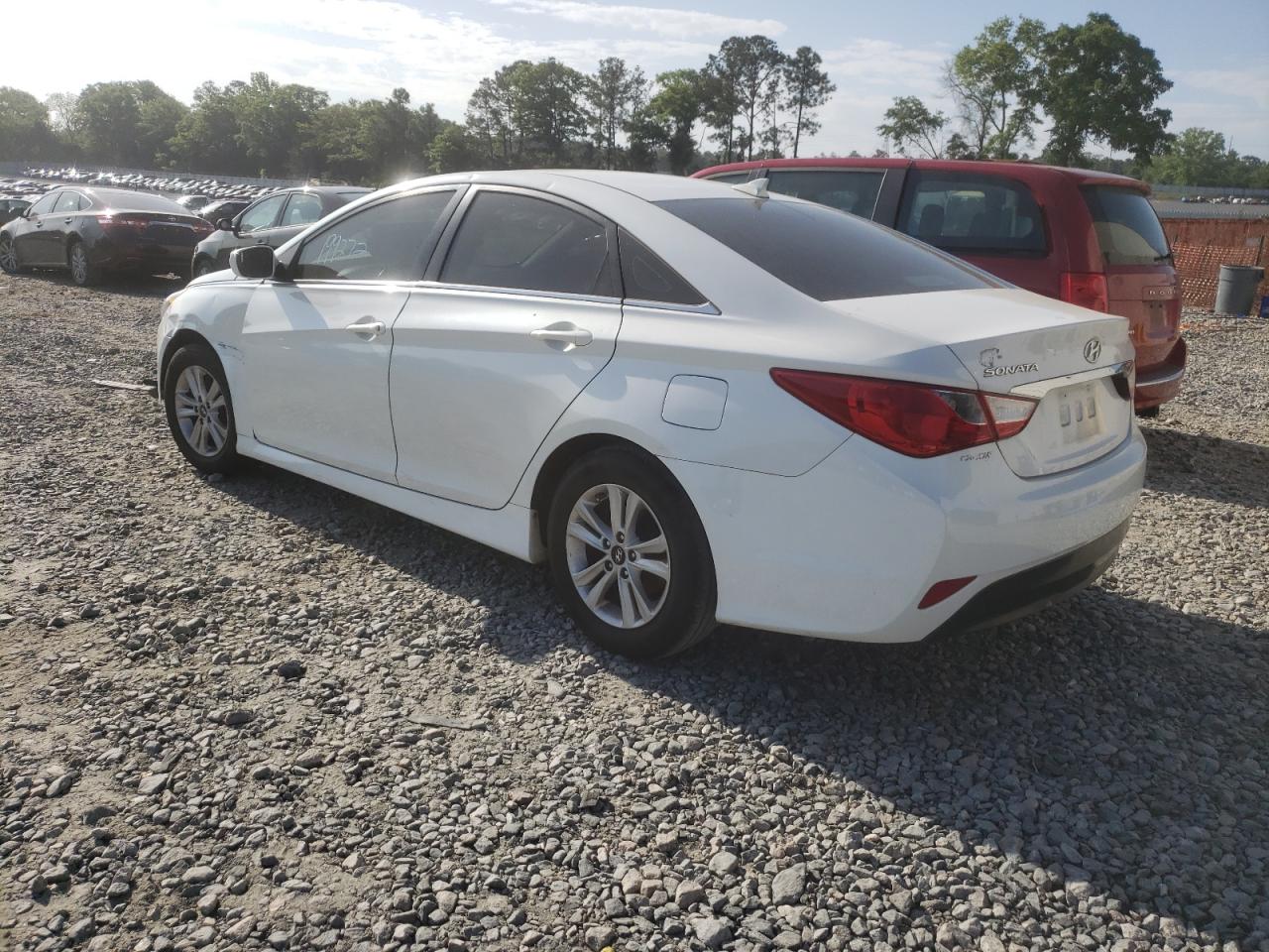 Photo 3 from auction – 2014 HYUNDAI SONATA GLS with VIN 5NPEB4ACXEH849434
