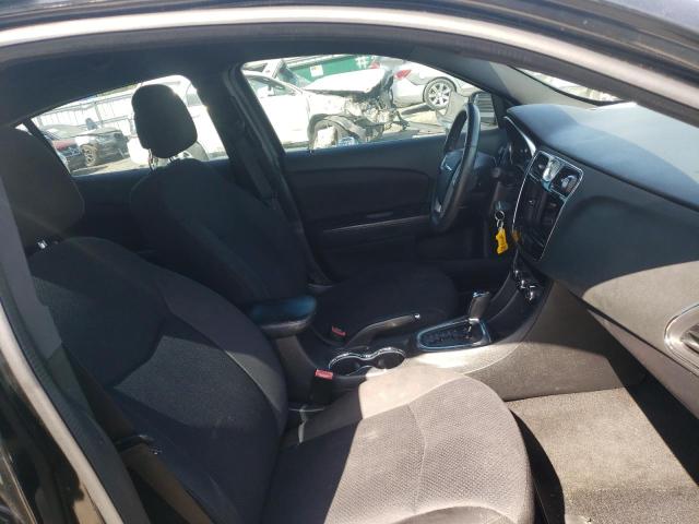 Photo 5 from auction – 2014 CHRYSLER 200 TOURIN with VIN 1C3CCBBB9EN132316