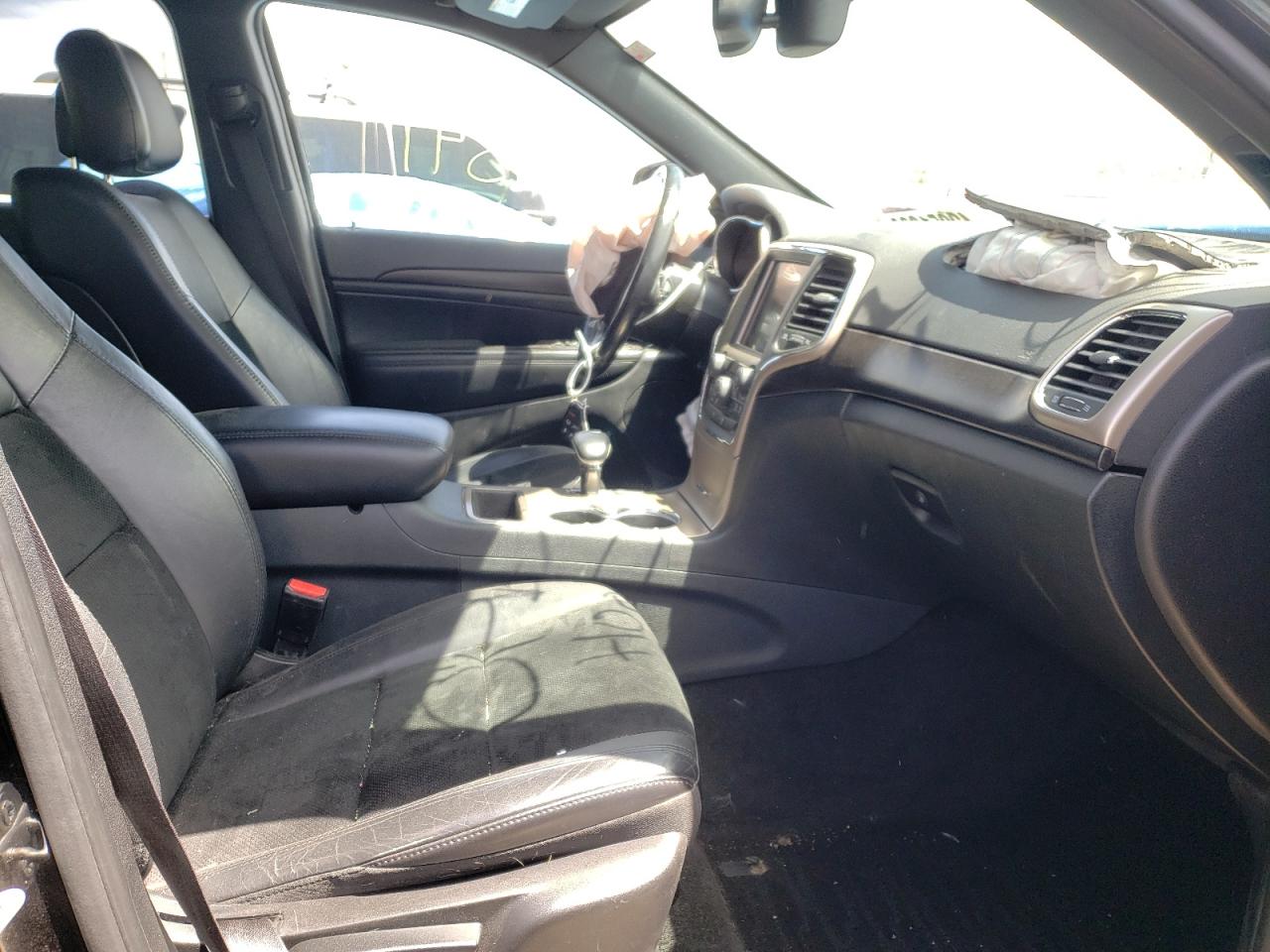 Photo 5 from auction – 2015 JEEP GRAND CHER with VIN 1C4RJFAG1FC633889
