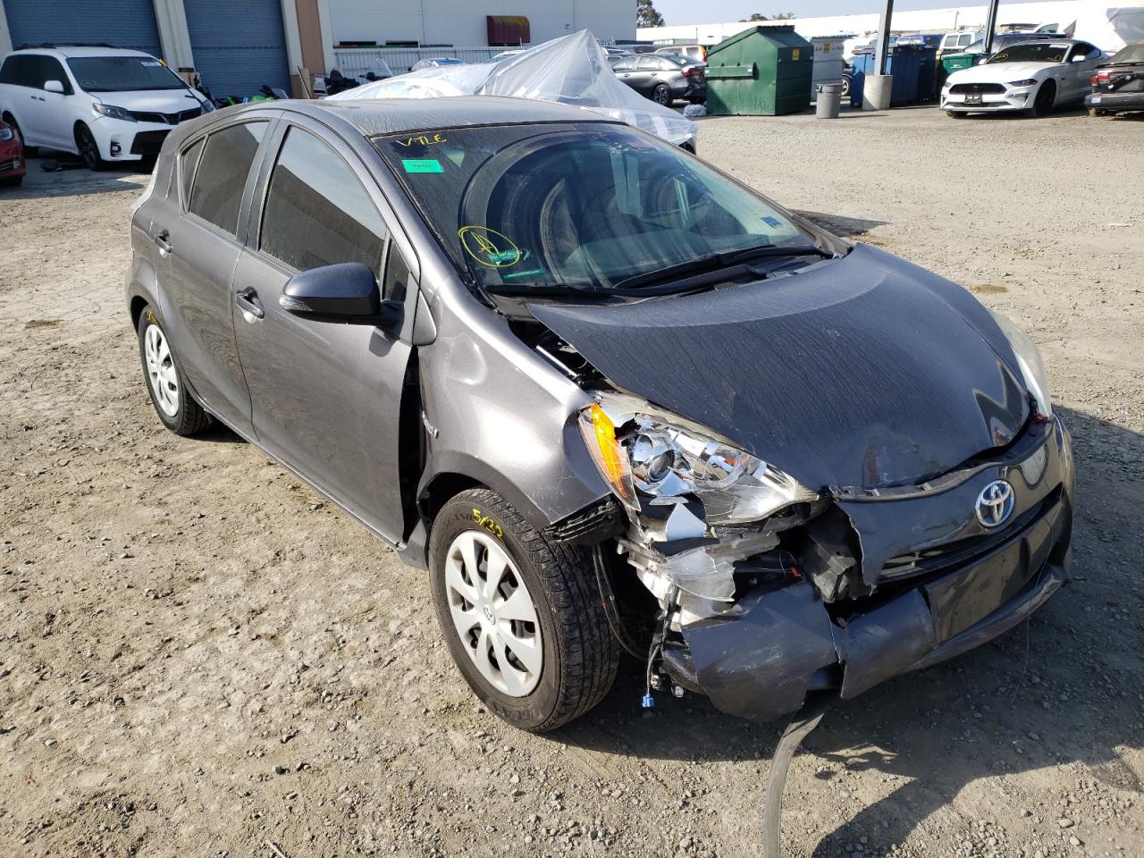 TOYOTA PRIUS C 2013 with VIN JTDKDTB36D1053274 - Photo from auction