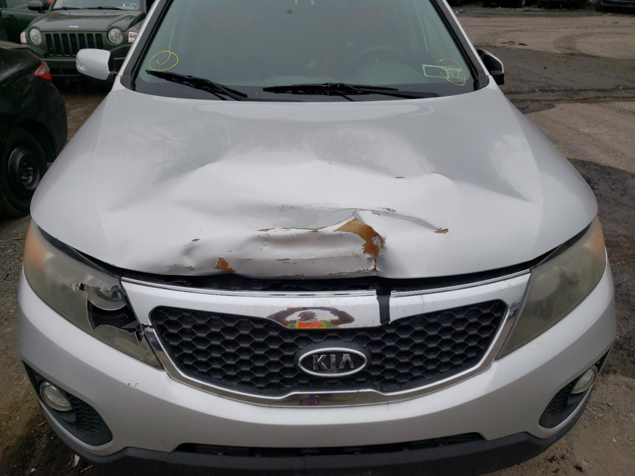 Photo 7 from auction – 2012 KIA SORENTO BA with VIN 5XYKTDA64CG219388