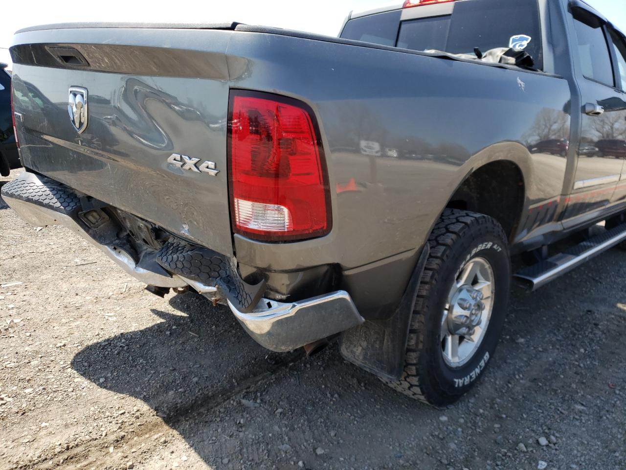 Photo 9 from auction – 2013 RAM 2500 SLT with VIN 3C6TR5DT4DG530050