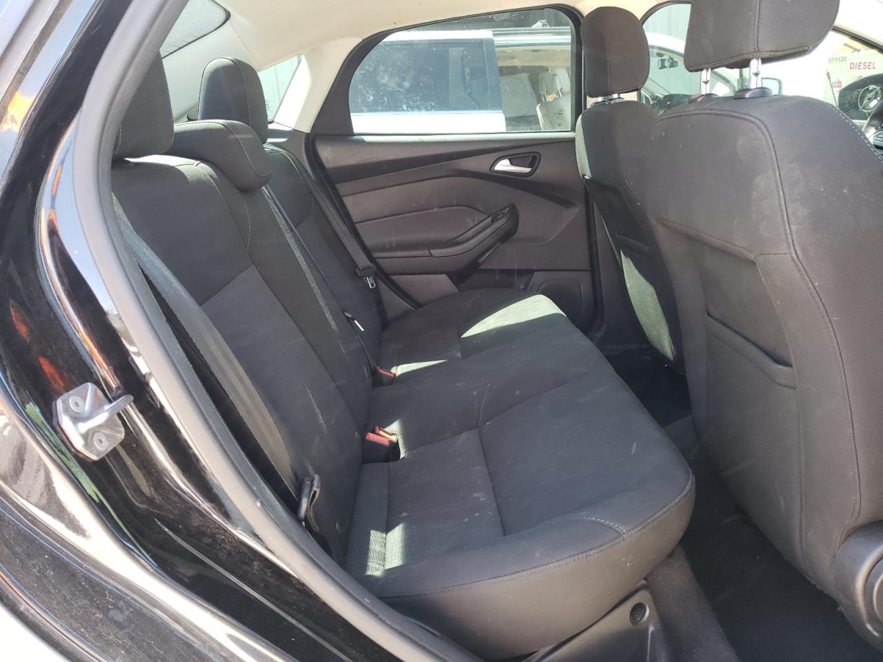 Photo 6 from auction – 2016 FORD FOCUS SE with VIN 1FADP3F22GL264603