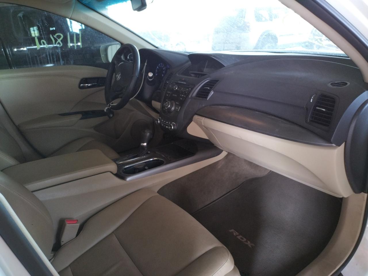 Photo 5 from auction – 2013 ACURA RDX with VIN 5J8TB3H34DL014030