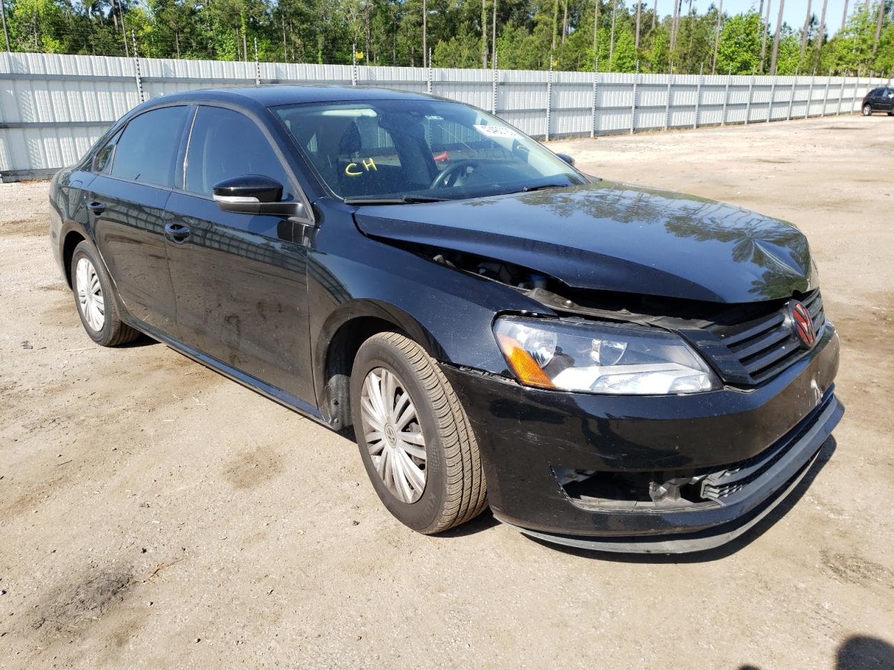 VOLKSWAGEN PASSAT S 2014 with VIN 1VWAT7A3XEC080973 - Photo from auction