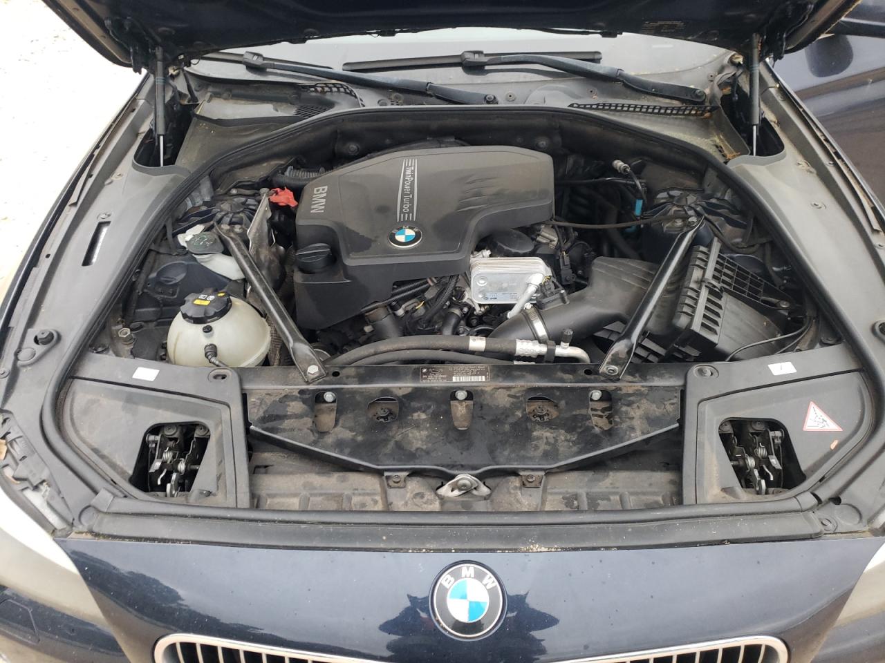 Photo 7 from auction – 2012 BMW 528 XI with VIN WBAXH5C50CDW04461