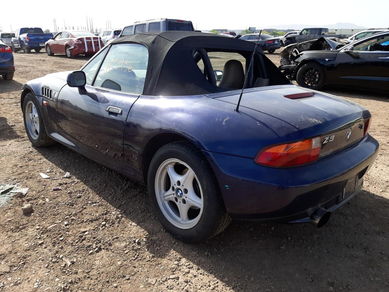 Photo 3 from auction – 1998 BMW Z3 1.9 with VIN 4USCH7336WLD16088