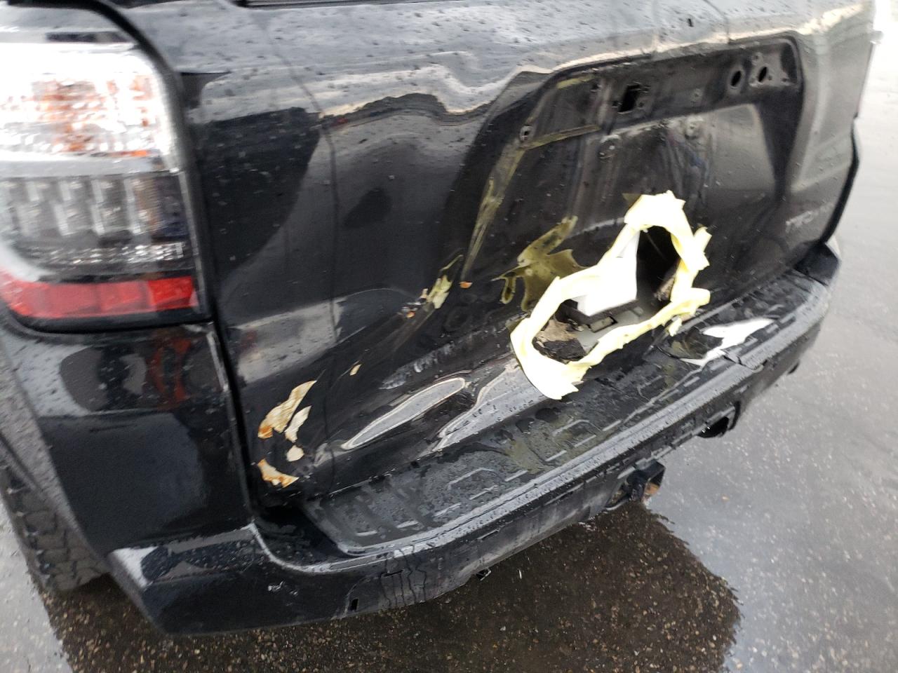 Photo 9 from auction – 2019 TOYOTA 4RUNNER SR with VIN JTEBU5JR5K5726221
