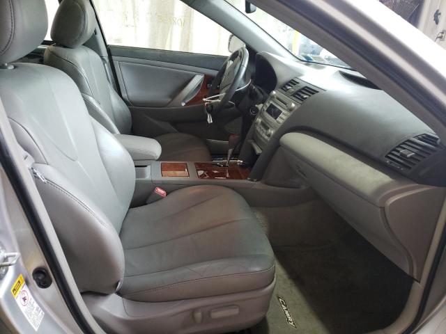Photo 5 from auction – 2011 TOYOTA CAMRY with VIN 4T1BF3EKXBU208106