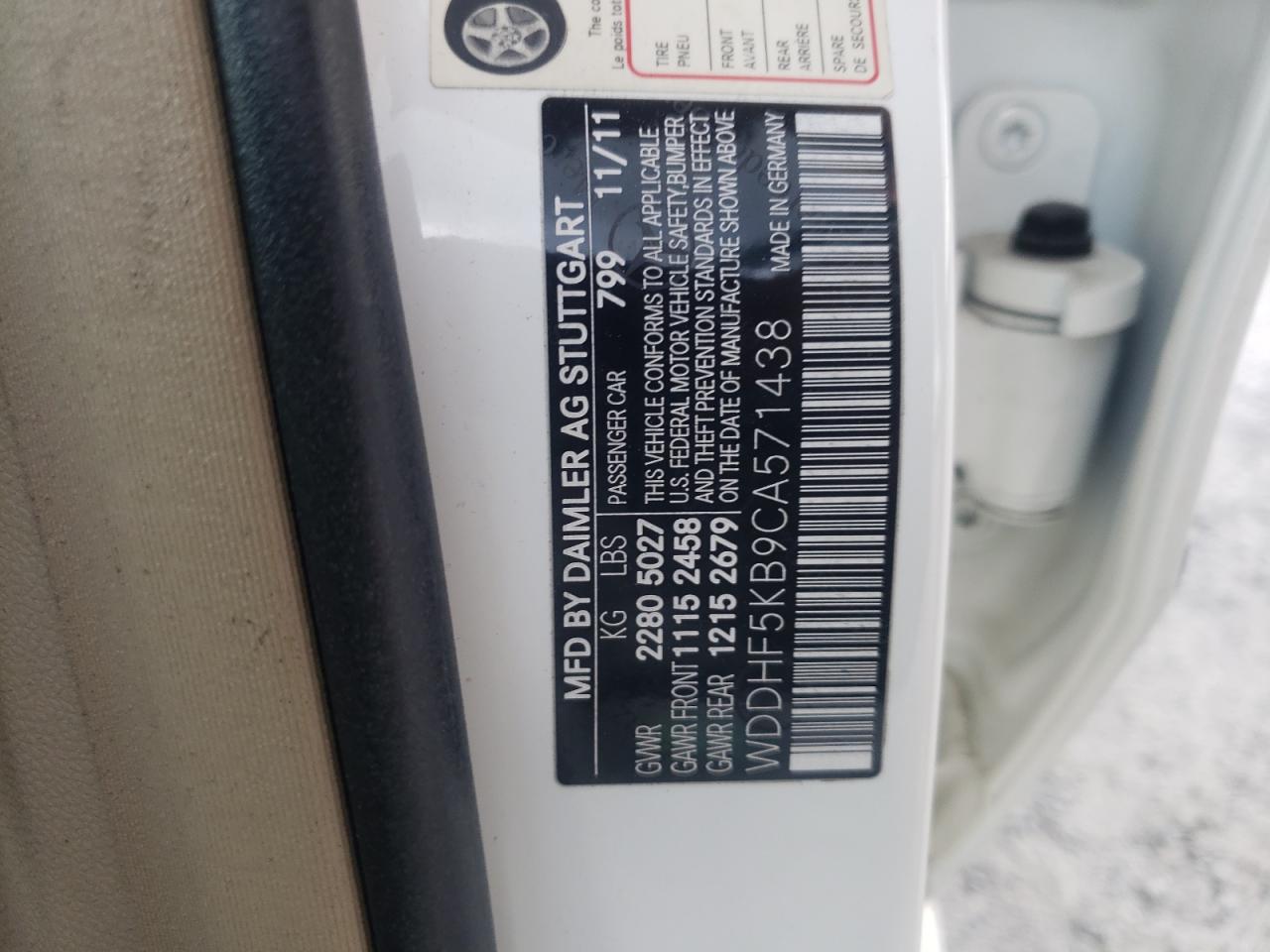 Photo 10 from auction – 2012 MERCEDES-BENZ E 350 with VIN WDDHF5KB9CA571438
