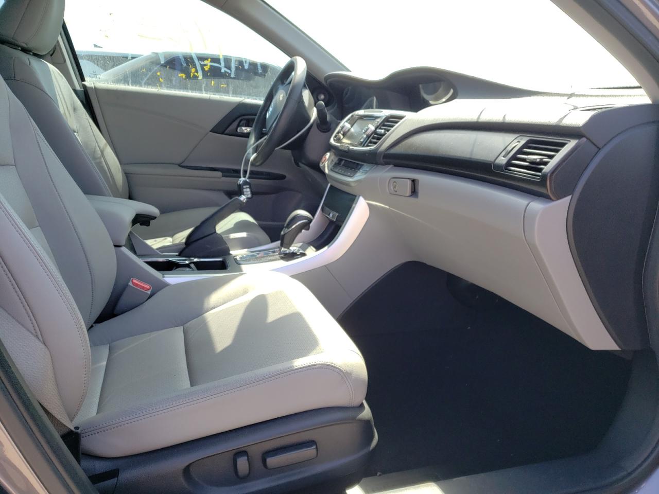 Photo 5 from auction – 2014 HONDA ACCORD EXL with VIN 1HGCR2F80EA080527