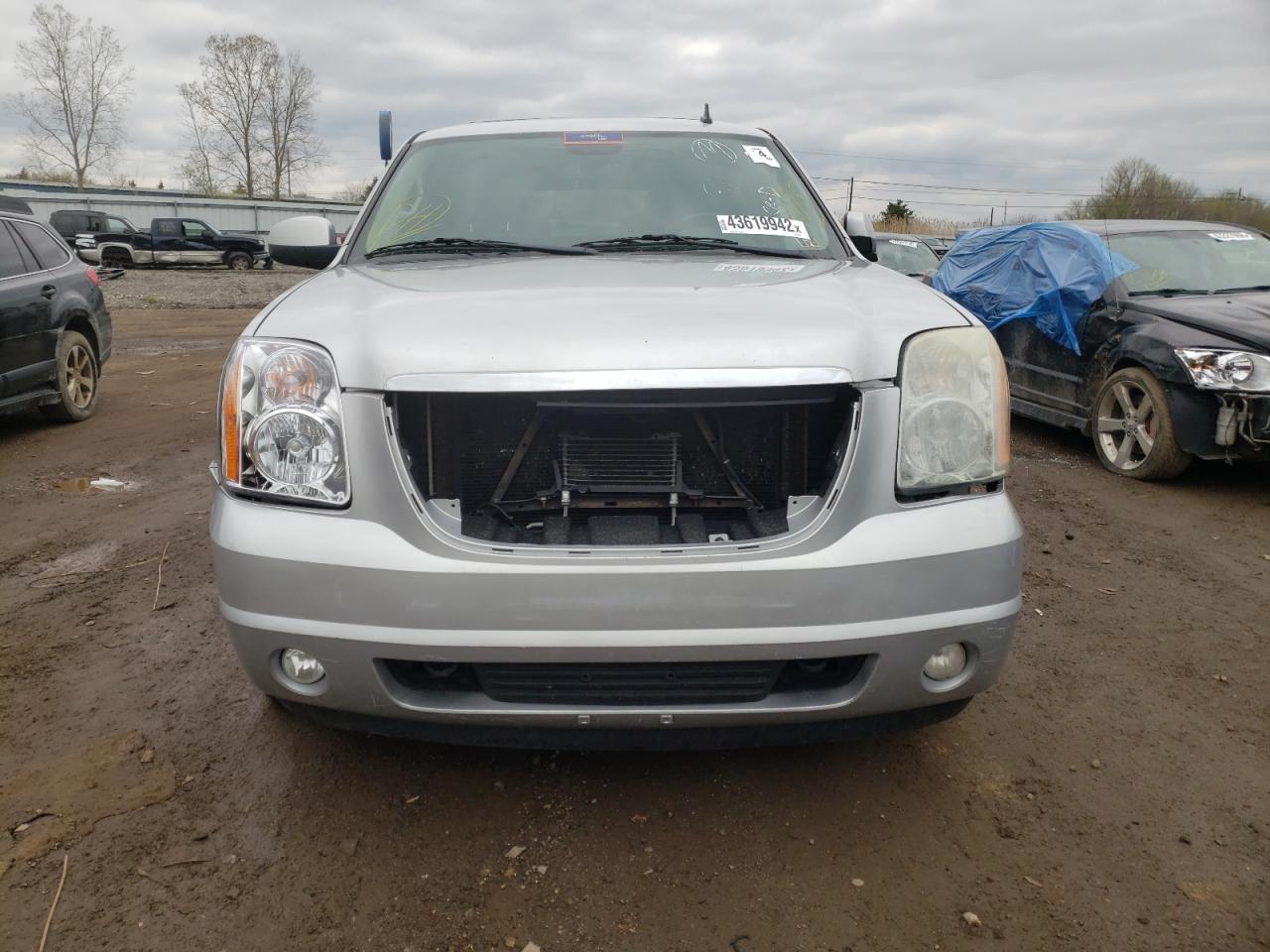 Photo 9 from auction – 2011 GMC YUKON SLT with VIN 1GKS2CE07BR336017