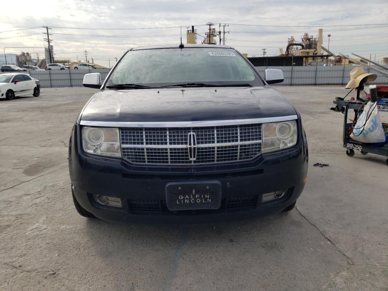 Photo 9 from auction – 2008 LINCOLN MKX with VIN 2LMDU68CX8BJ38193