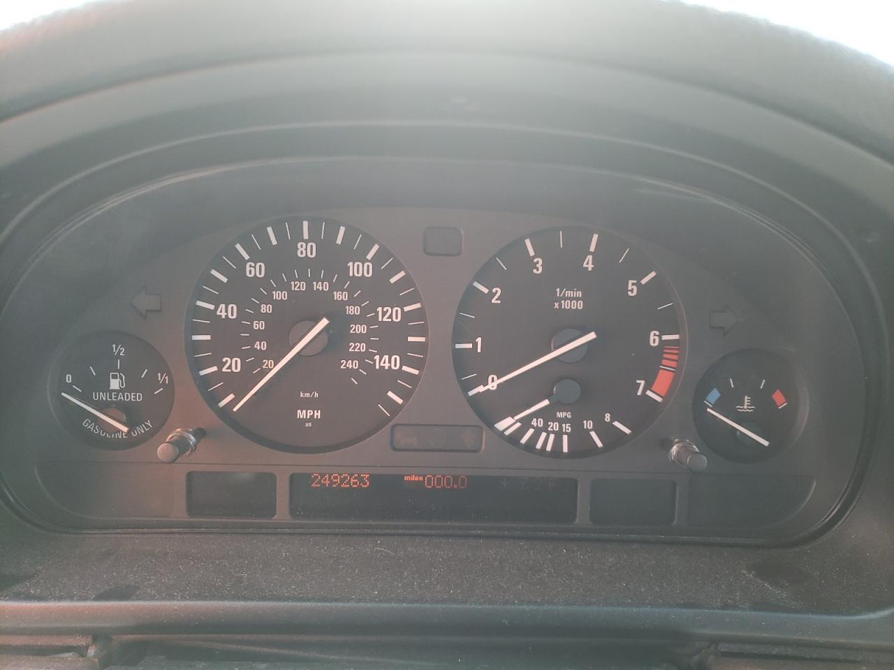 Photo 8 from auction – 2002 BMW 530 I AUTO with VIN WBADT63412CH86225