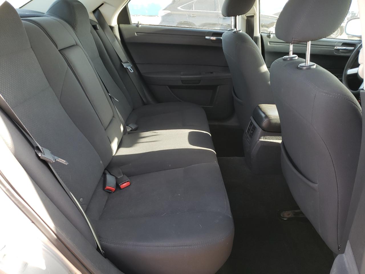Photo 6 from auction – 2008 CHRYSLER 300 LX with VIN 2C3KA43R78H128979