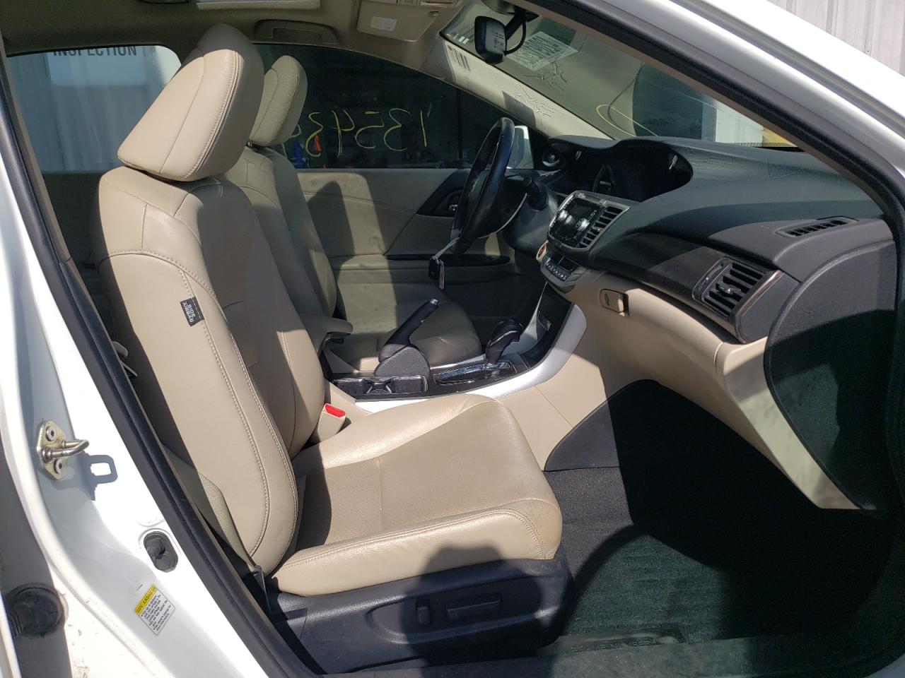 Photo 5 from auction – 2014 HONDA ACCORD EXL with VIN 1HGCR2F86EA231841