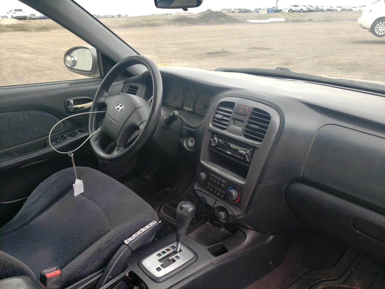 Photo 9 from auction – 2002 HYUNDAI SONATA GL with VIN KMHWF25H82A708038