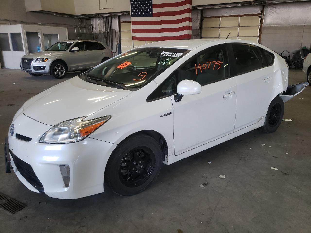 Photo 2 from auction – 2014 TOYOTA PRIUS with VIN JTDKN3DUXE0361199