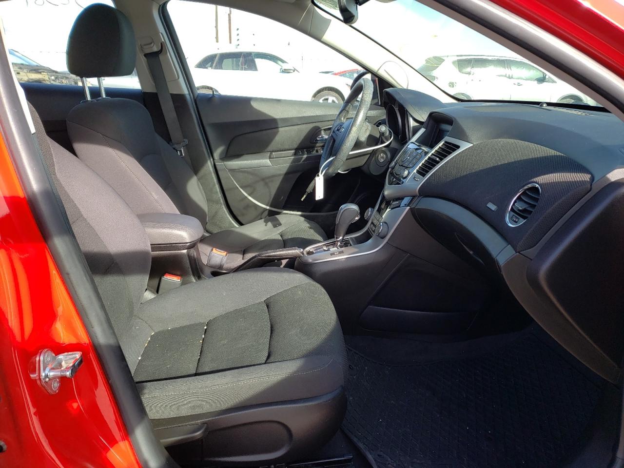 Photo 5 from auction – 2015 CHEVROLET CRUZE LT with VIN 1G1PC5SB2F7267909