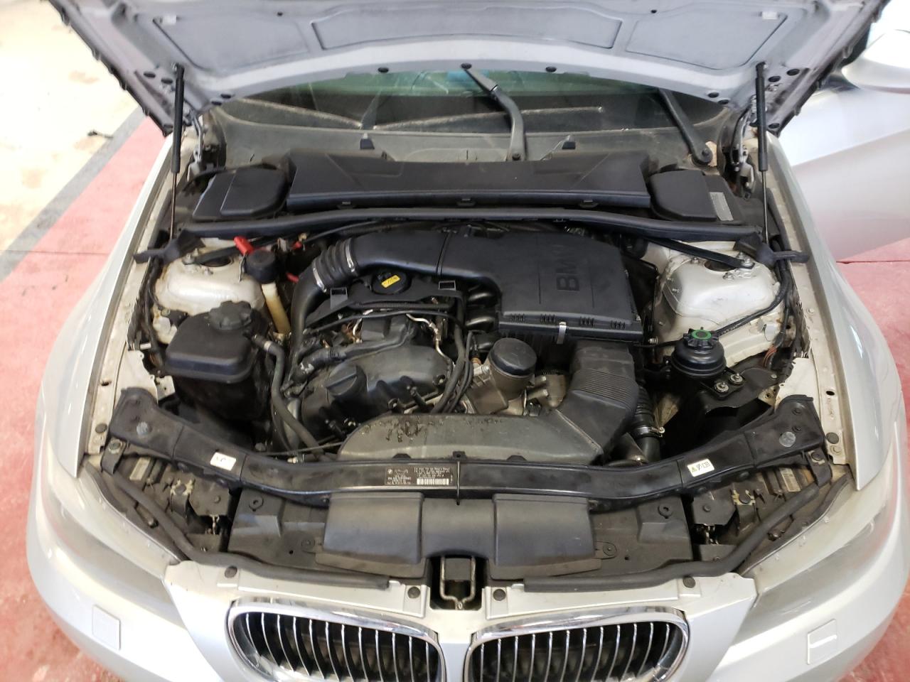 Photo 7 from auction – 2011 BMW 335 XI with VIN WBAPL5C58BA919121