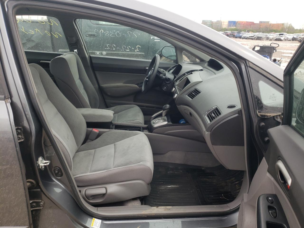Photo 5 from auction – 2011 HONDA CIVIC LX with VIN 19XFA1F53BE000889