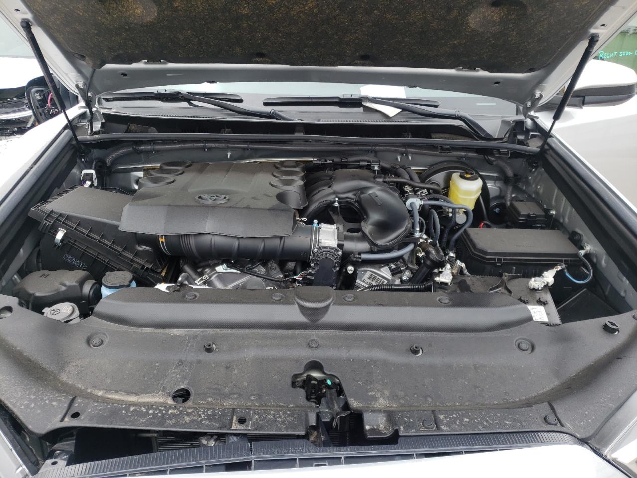 Photo 12 from auction – 2022 TOYOTA 4RUNNER TR with VIN JTEAU5JR1N5259394