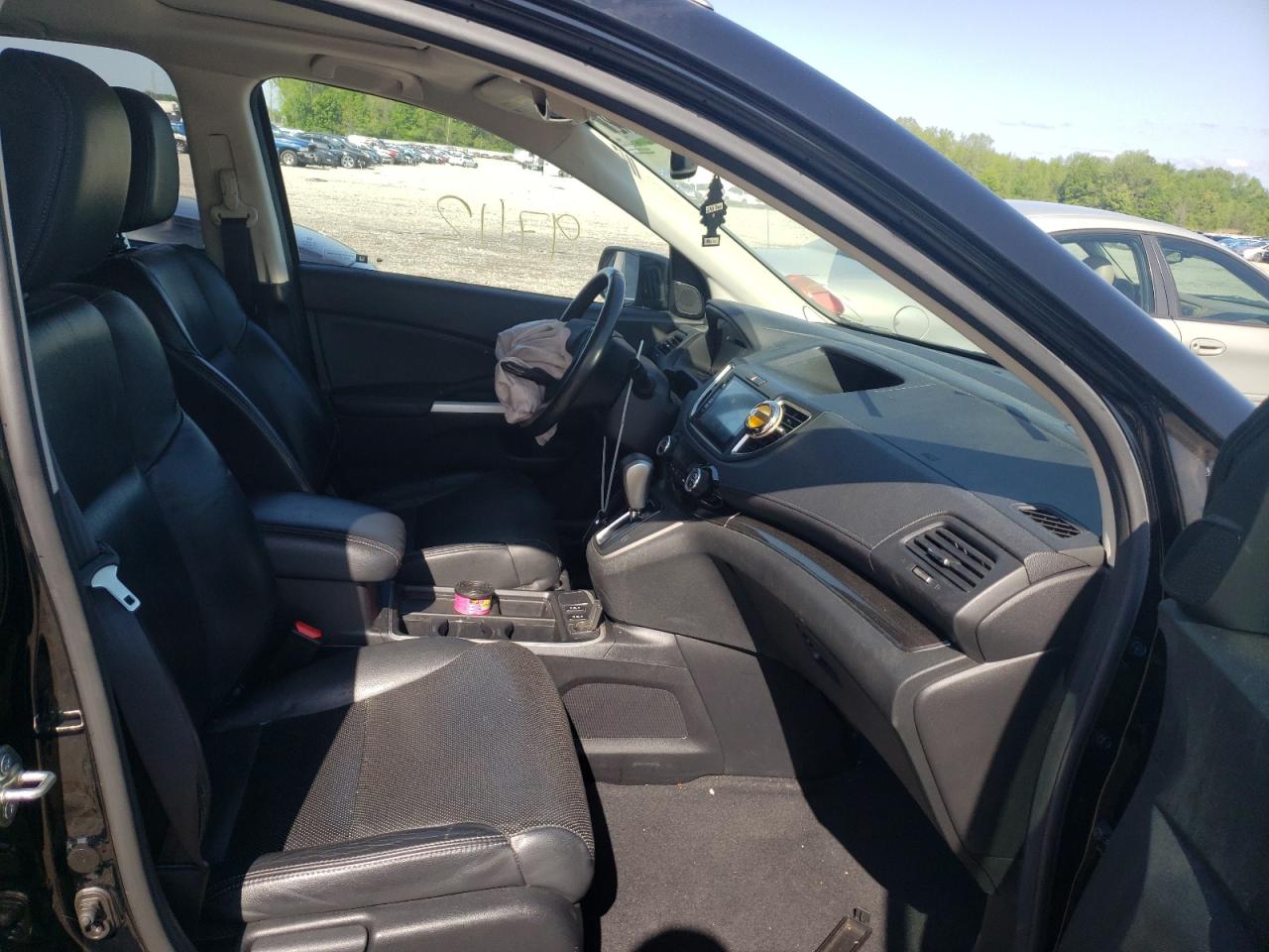 Photo 5 from auction – 2016 HONDA CR-V EXL with VIN 2HKRM3H79GH560255