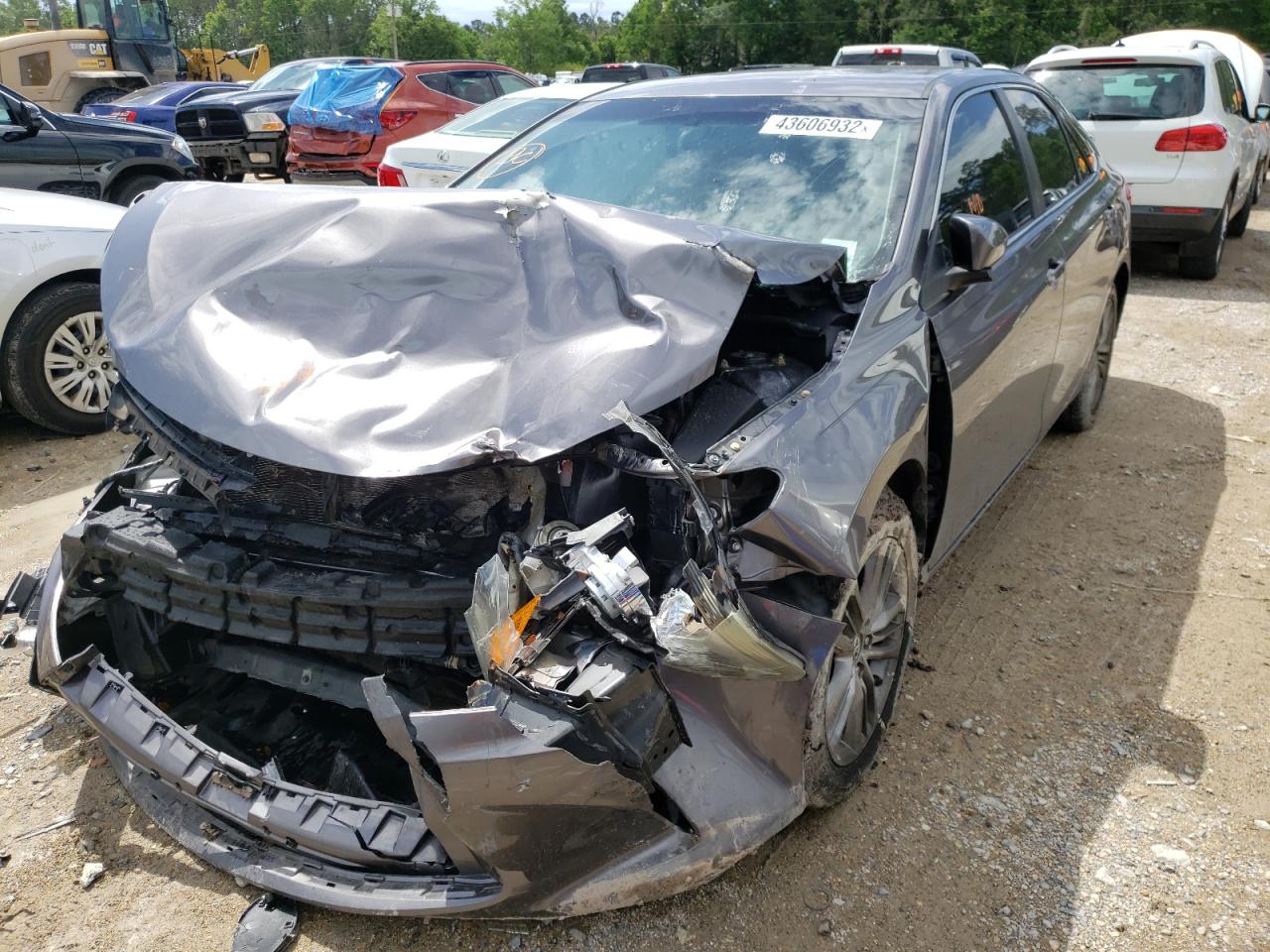 Photo 2 from auction – 2015 TOYOTA CAMRY LE with VIN 4T1BF1FK7FU998201
