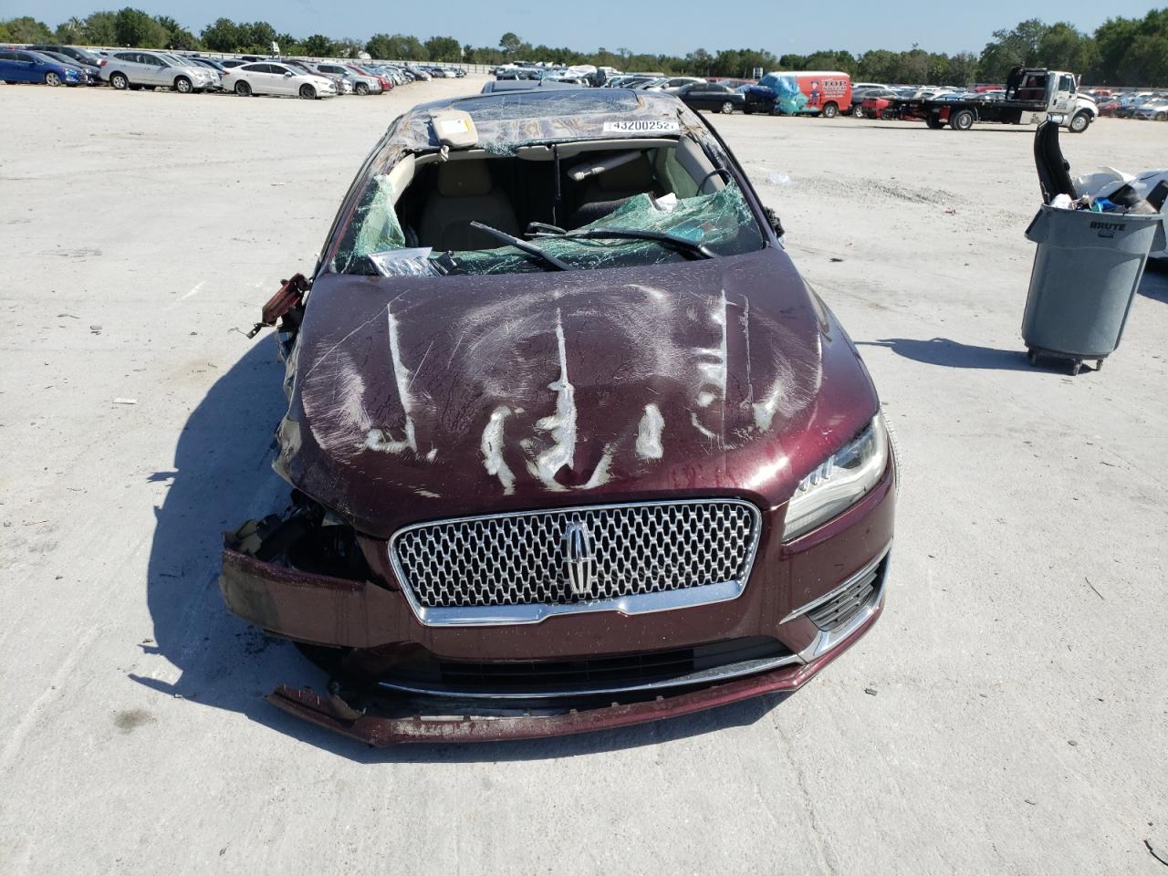 Photo 9 from auction – 2017 LINCOLN MKZ RESERV with VIN 3LN6L5E92HR644094