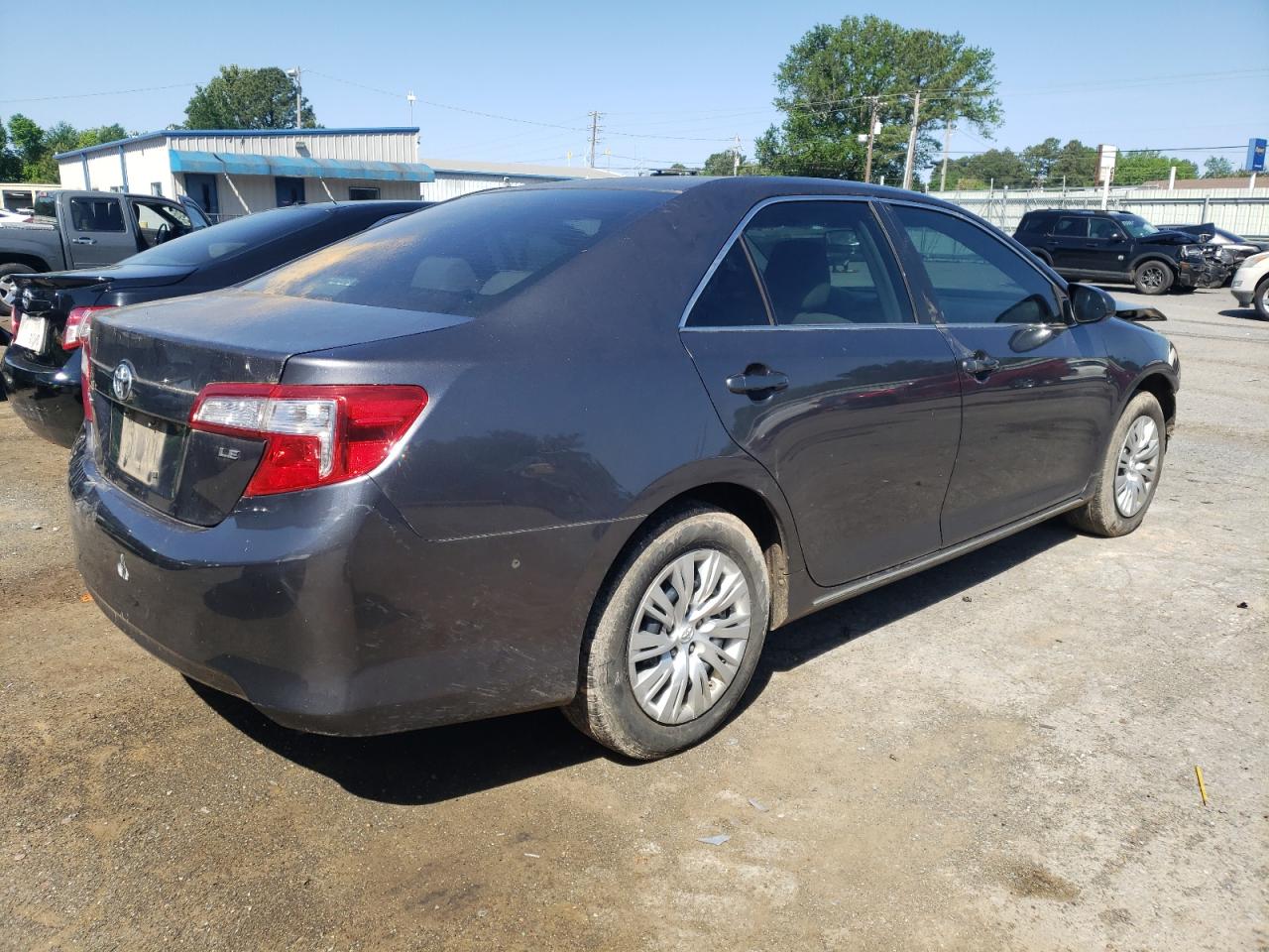 Photo 4 from auction – 2013 TOYOTA CAMRY L with VIN 4T4BF1FK7DR322415