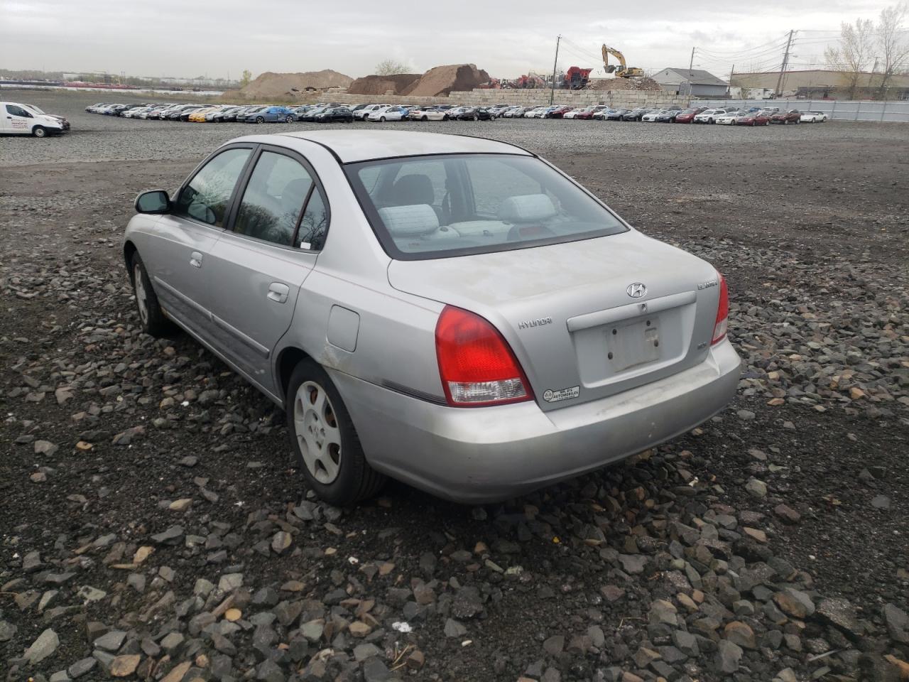 Photo 3 from auction – 2002 HYUNDAI ELANTRA with VIN KMHDN45D12U311160