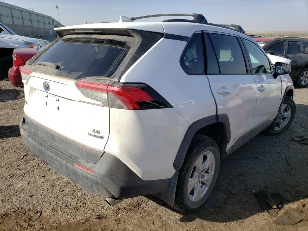 Photo 4 from auction – 2021 TOYOTA RAV4 LE with VIN 4T3LWRFV5MU034679