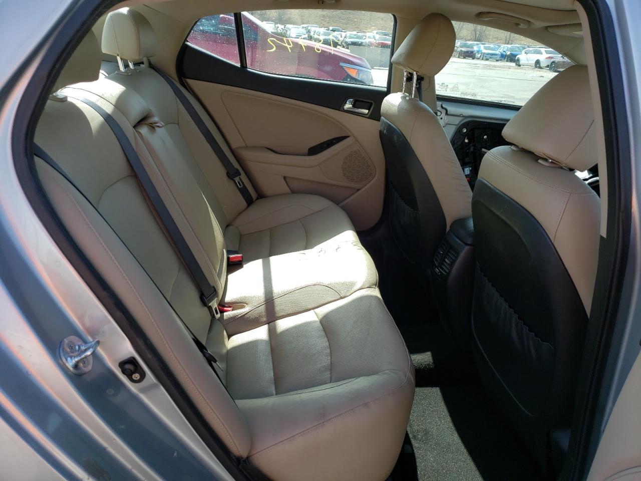 Photo 6 from auction – 2014 KIA OPTIMA HYB with VIN KNAGN4AD2E5067876