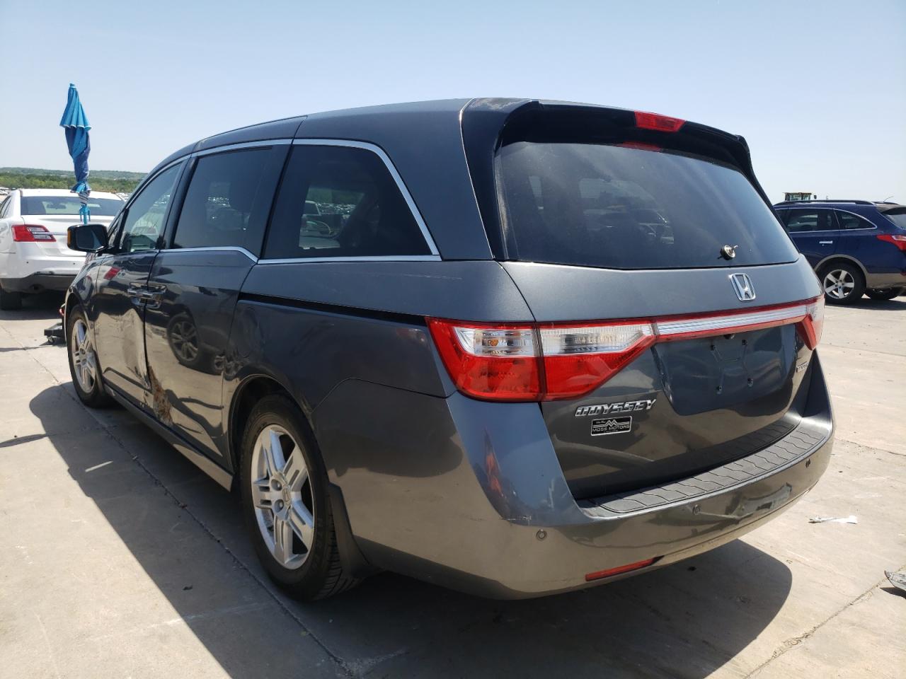 Photo 3 from auction – 2011 HONDA ODYSSEY TO with VIN 5FNRL5H96BB076146